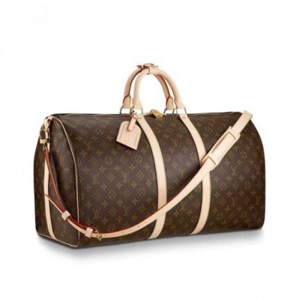 Spacious and flexible. Durable and dependable. Stylish and sophisticated. With its secure double zip and padlock