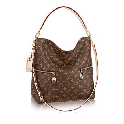 35.0 x 42.0 x 13.0 cm (Length x heightx width ) •Monogram coated canvas•Natural cowhide leather trim•Microfiber lining•Golden color metallic pieces•Removable short shoulder handle in natural cowhide leather•Removable longer shoulder strap in natural cowhide leather•Customizable name tag•2 outside zipped pockets with engraved metal pulls•1 inside flat pocket•Double smartphone pocket•4 bottom studs