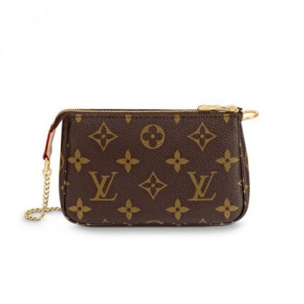 The Mini Pochette Accessoires in Monogram canvas is a stylish way to carry essentials. Its secure zip protects a spacious compartment