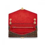 long-shoulder and cross-body carry!