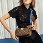 max. 56 cm/22.0 inches) for shoulder or cross-body carry•Removable chain (drop: 24 cm/9.5 inches)•D-ring on strap•With Dust Bag & Box & Paperwork