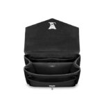 - Type : Shoulder Bags