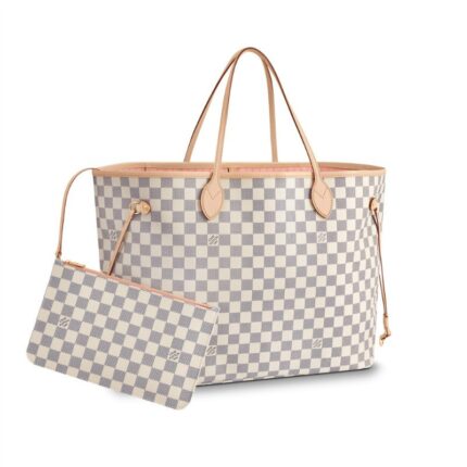 The Neverfull GM tote unites timeless design with heritage details. Crafted from fresh Damier Azur canvas with natural cowhide trim