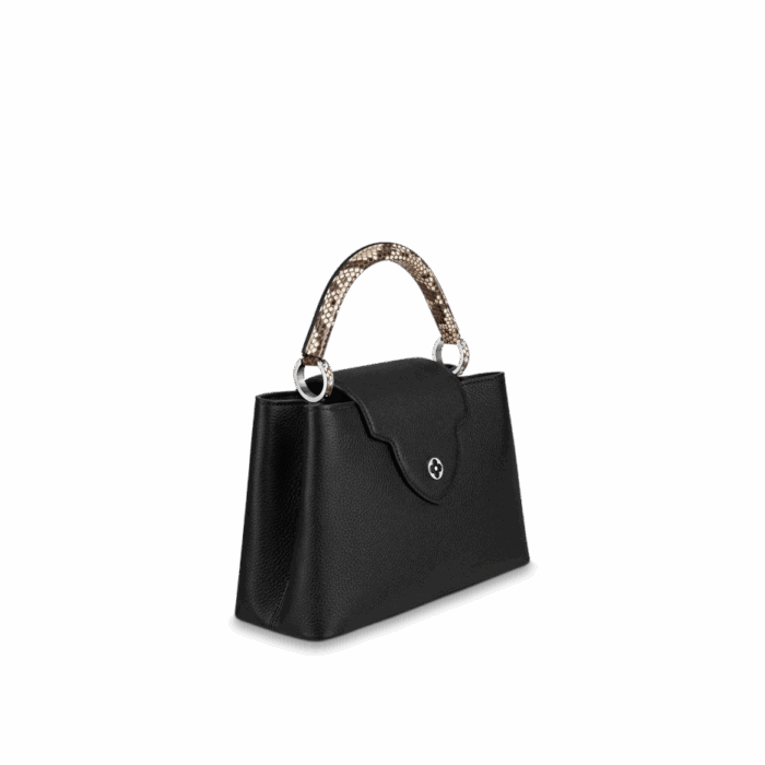 Material: Trion leather (type of leather: cowhide)