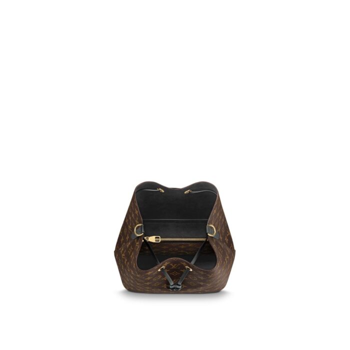 - Brand : Louis Vuitton