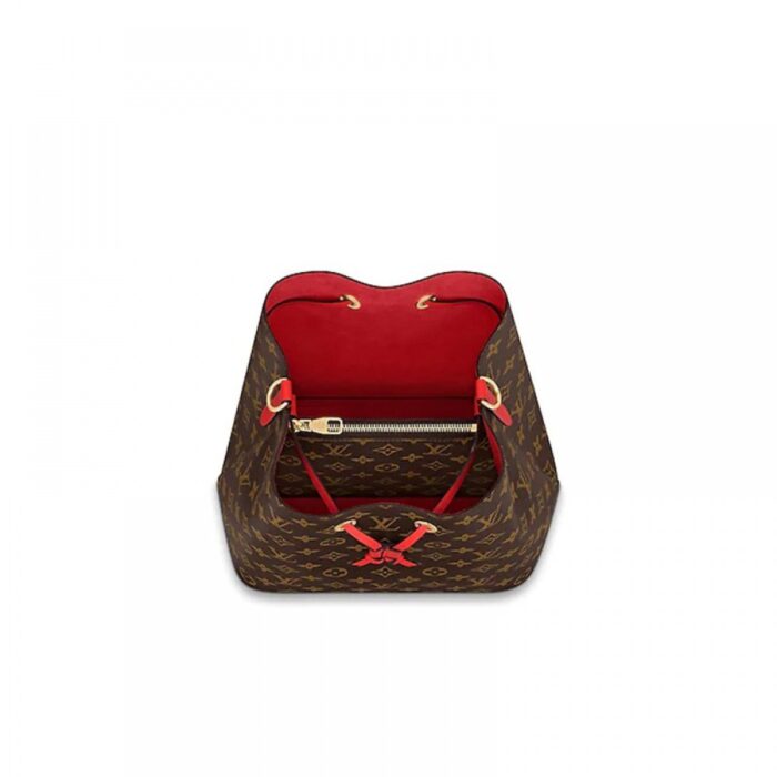 - Brand : Louis Vuitton