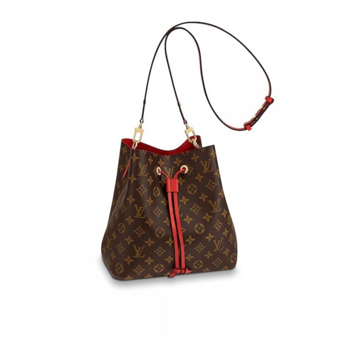 - Type : Shoulder Bags