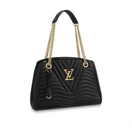 The Louis Vuitton New Wave Chain Tote in soft calf leather is both on-point and practical: with its luxe quilted detailing and aged-metal hardware