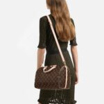 - Type : Satchels