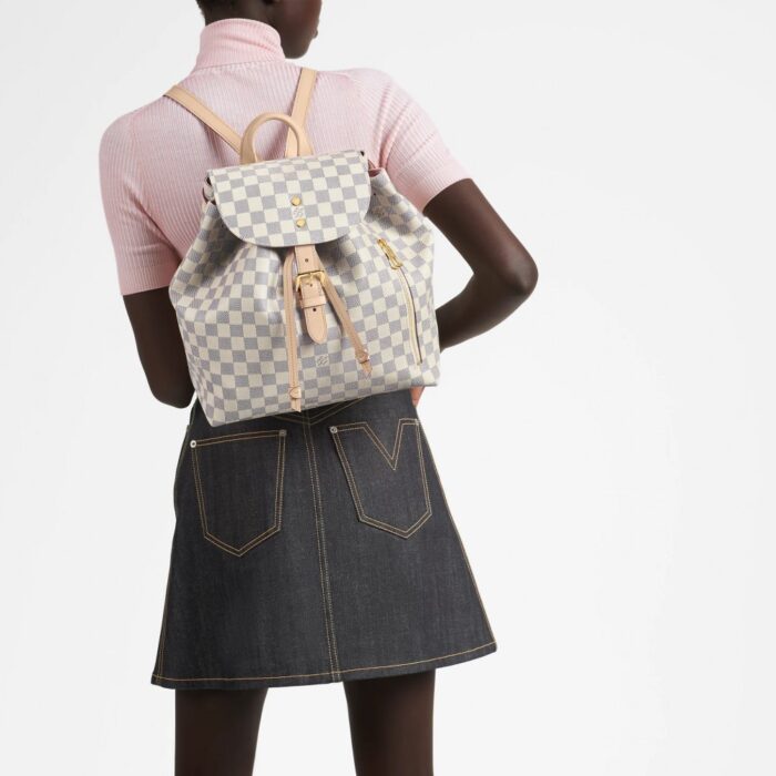 sans-serif; letter-spacing: 0.4px;">The Sperone backpack looks cool and summery in Damier Azur canvas. Light and easy to carry with its top handle and adjustable straps