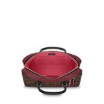 - Brand : Louis Vuitton