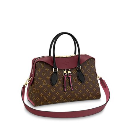•Dimension: 35 x 24 x 13 CM•Coated Monogram canvas with cowhide leather•Colorful cowhide leather trim•Microfiber lining•Gold-tone metallic pieces•2 Toron leather handles•Removable tricolor strap•Zipped closure•Outside zipped pocket with leather pullers•Inside flat pocket•Double smartphone pocket•4 protective bottom studs