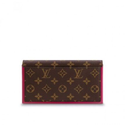 vibrant look. Its signature is the feminine Monogram flower press stud