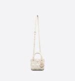 sans-serif; background-color: #f6f6f6;">The Lady Dior bag embodies the House's vision of elegance and beauty. Crafted in latte Cannage calfskin with a Diamond motif
