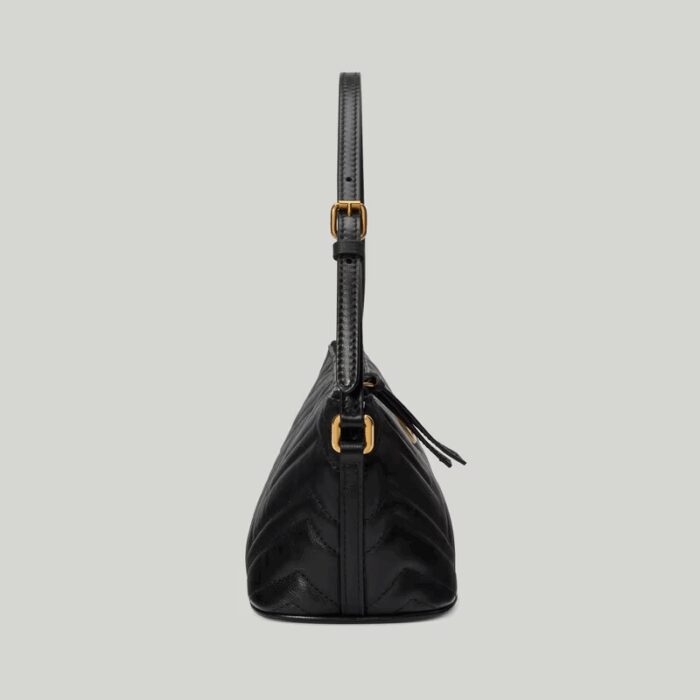 matching Gucci's contemporary vision. Presented here in black leather