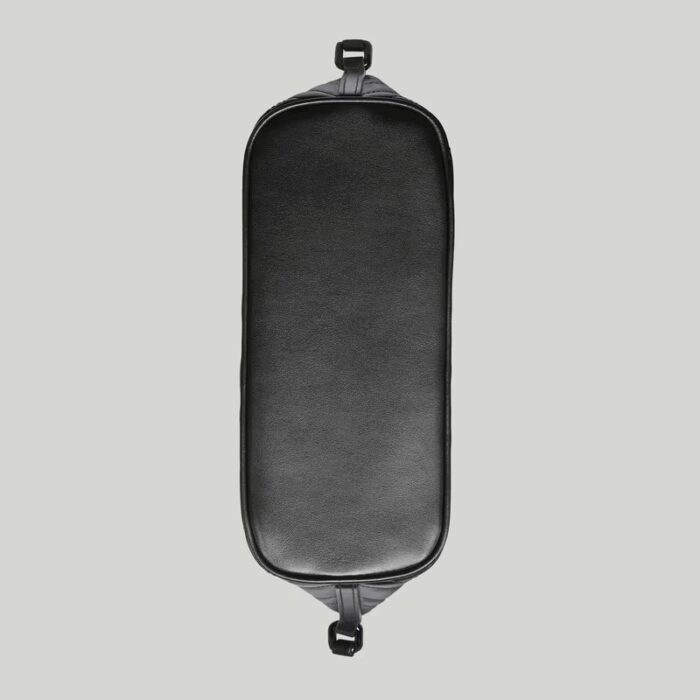 the GG Marmont has become synonymous with the House. Continuously reinvented through the seasons