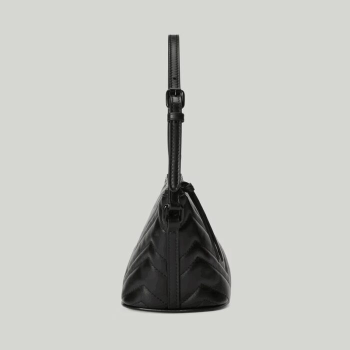 matching Gucci's contemporary vision. Presented here in black leather