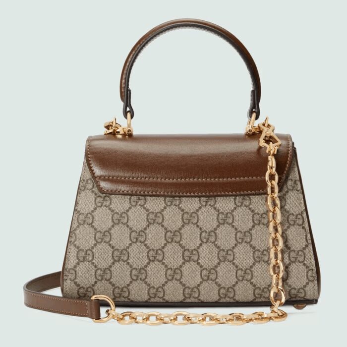 sans-serif; font-size: 12px; vertical-align: baseline; color: #4b4b4b; background-color: #ffffff;">The Gucci Horsebit 1955 is presented as a top handle bag in light brown leather. The collection unifies details first introduced on the original bag that inspired the line from over six decades ago with a modern spirit