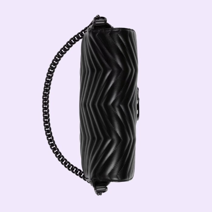 the Beloved lines come to the fore of each collection. The GG Marmont is characterized by the unmistakable Double G hardware and materials with an intricate matelassé finish. Here