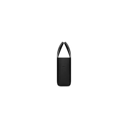 'Helvetica Neue'