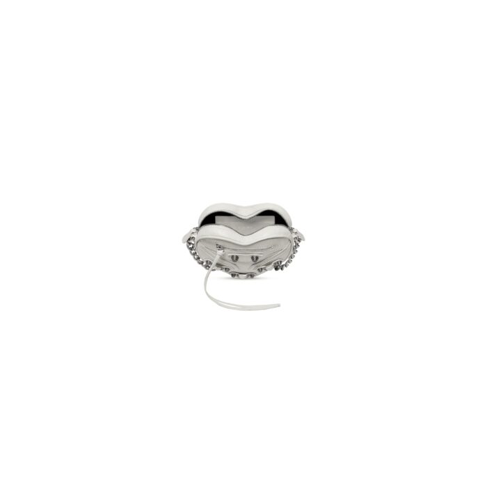 sans-serif; font-size: 14px; background-color: #ffffff;">• Dimensions: L6