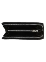 Chrome free and metal free tanned leather