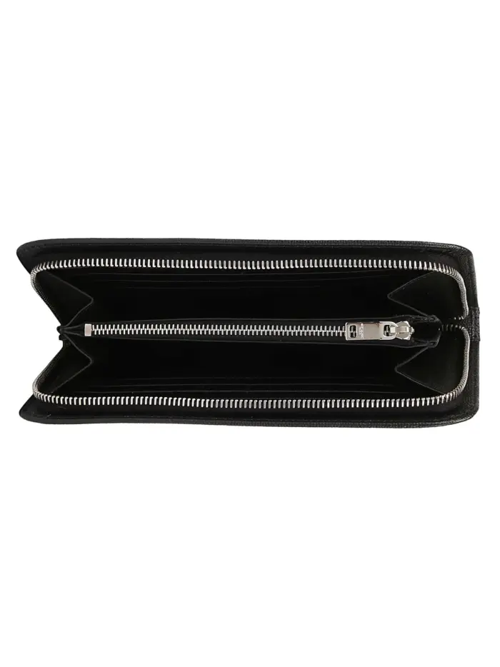 Chrome free and metal free tanned leather