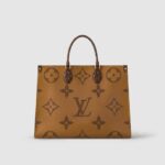 the Onthego tote bag is as striking as it is practical. A Monogram Reverse pattern on the sides and handles creates a stylish contrast in color and scale. With its generous capacity