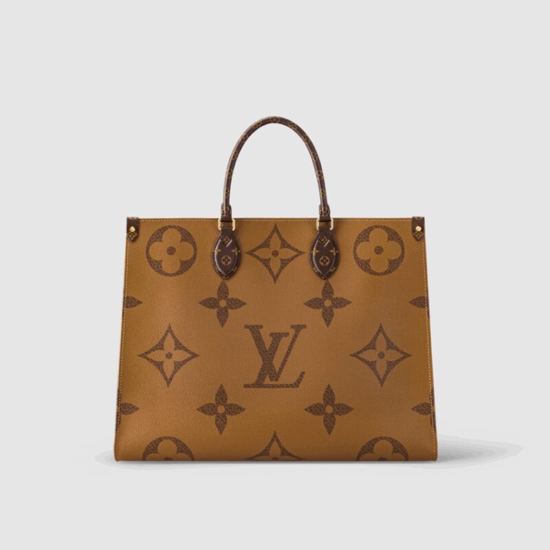 the Onthego tote bag is as striking as it is practical. A Monogram Reverse pattern on the sides and handles creates a stylish contrast in color and scale. With its generous capacity